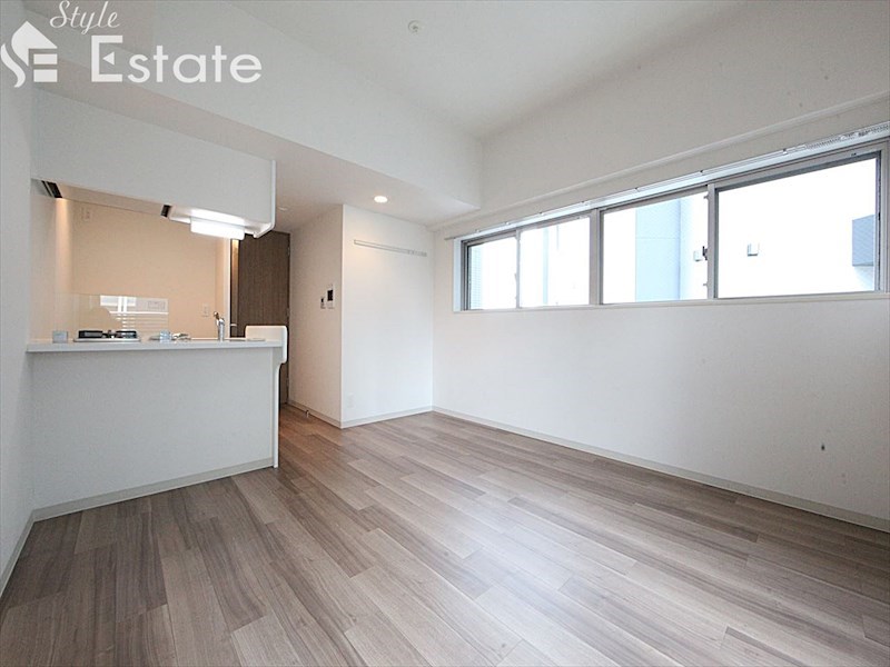 居室・リビング　内装