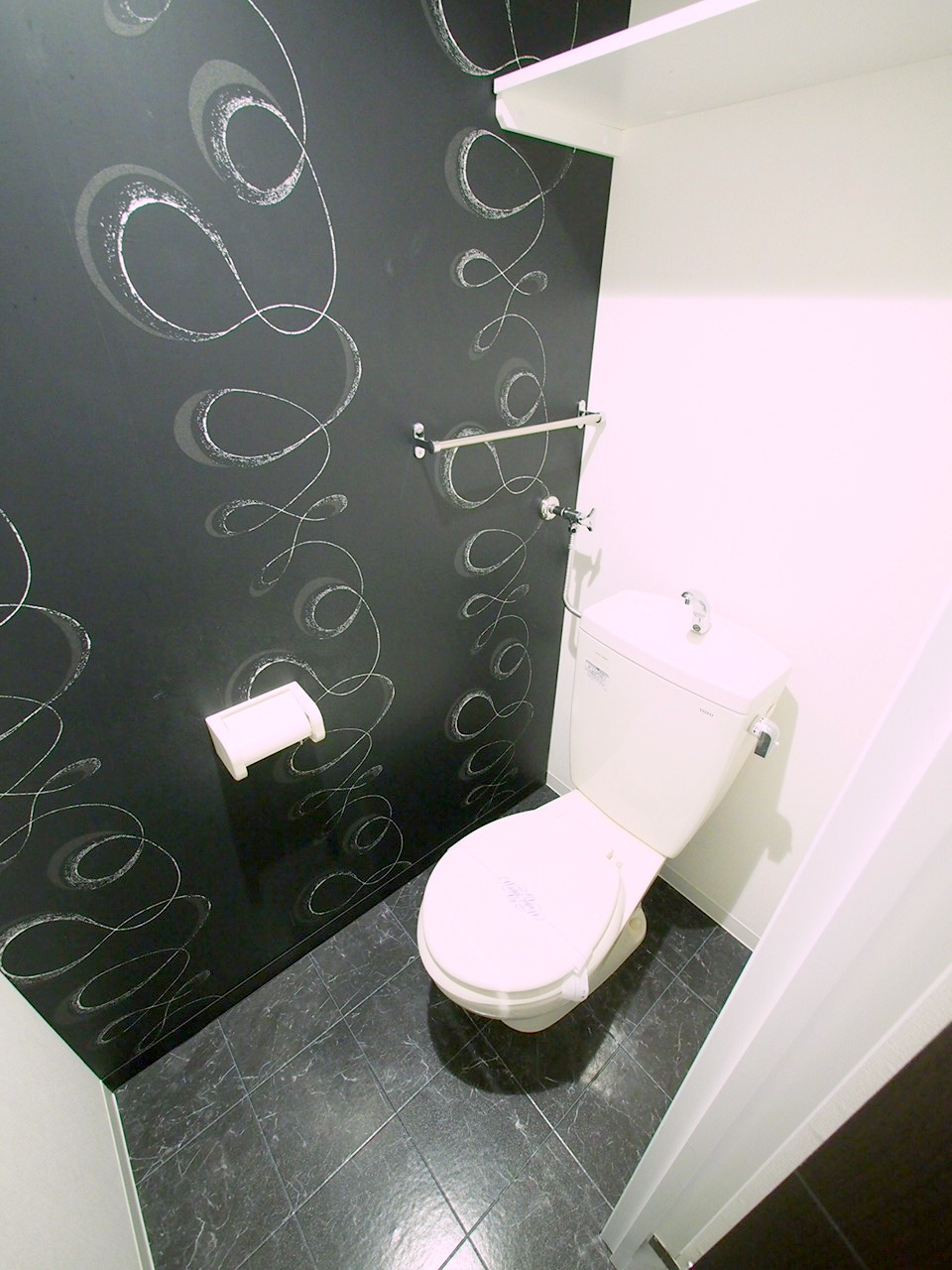 トイレ　綺麗に清掃済みです♪