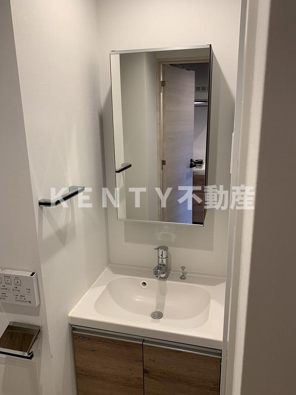 洗面設備　忙しい朝には欠かせない洗面所です