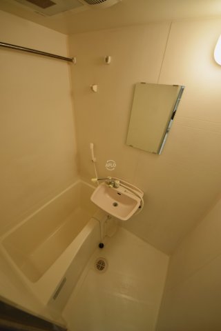 バス・シャワールーム　井上ビル　浴室