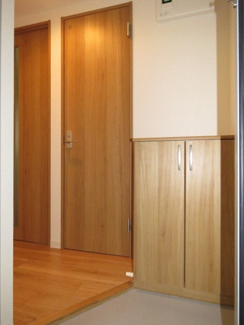 玄関　綺麗な玄関がお出迎してくれます♪