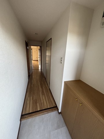 玄関　別間取りのお部屋写真