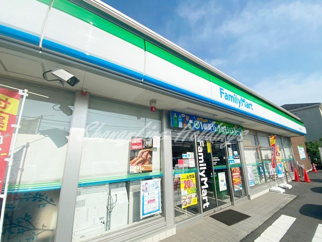 コンビニ　ファミリーマート 厚木旭町四丁目店（コンビニ）まで335m