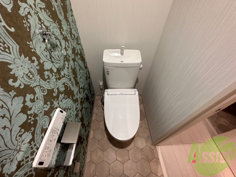 トイレ　トイレは、嬉しいウォシュレット付きです。