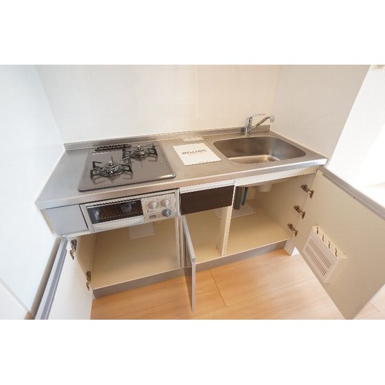 キッチン　※同仕様、別の部屋の写真です