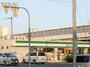 コンビニ　ファミリーマート　岸和田中井町東店（コンビニ）まで751m