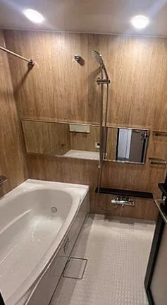 バス・シャワールーム　お風呂で日々の疲れを落としましょう