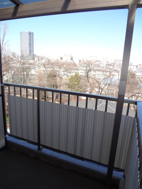 眺望　同建物別号室