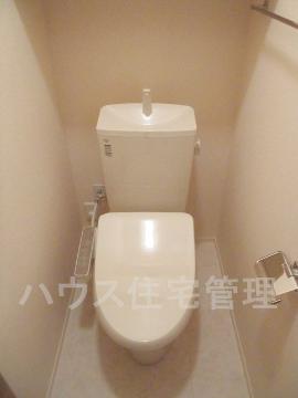 トイレ　シャワー付トイレ