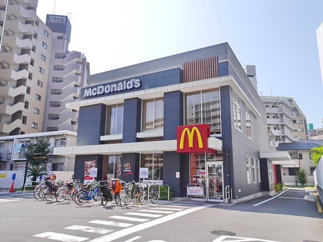 飲食店　マクドナルド（飲食店）まで679m