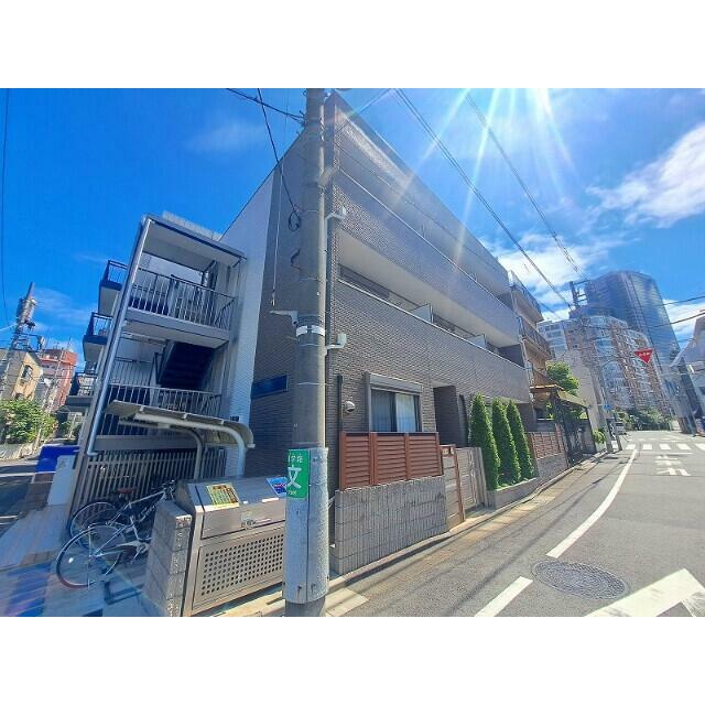 建物外観　清潔感ある外観