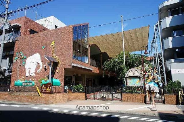 幼稚園・保育園　ルンビニ保育園（幼稚園・保育園）まで216m