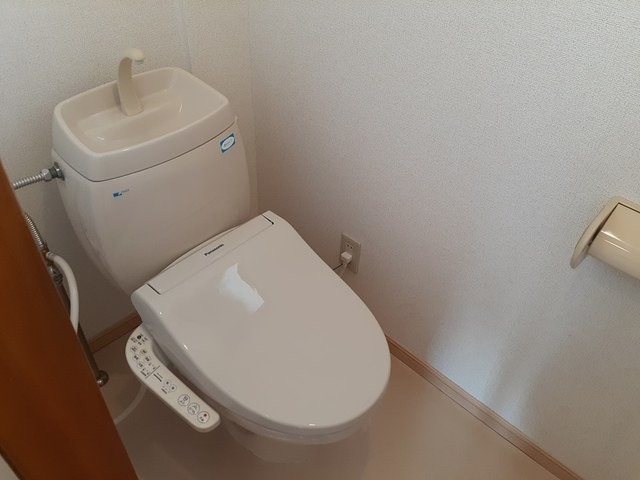 トイレ　図面と現状に相違がある場合には現状を優先