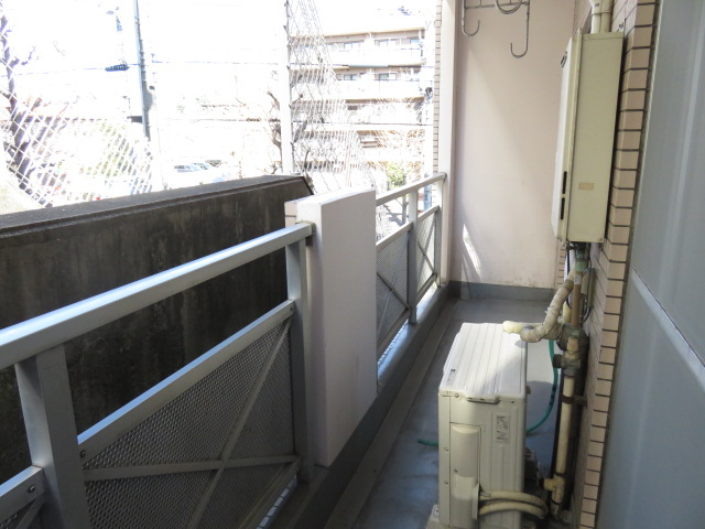 バルコニー　同物件別のお部屋の写真です。参考写真です。