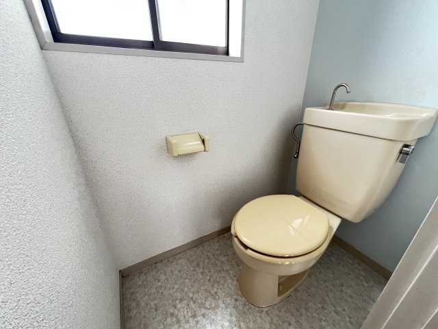 トイレ　清潔感のあるトイレです。