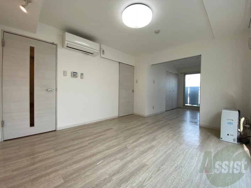居室・リビング　広くてキレイなお部屋が広がっていて、充実した生活が送れそう。