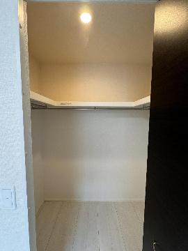 収納　ウォークインクローゼット