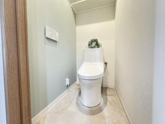 トイレ　ウォシュレットトイレ交換済