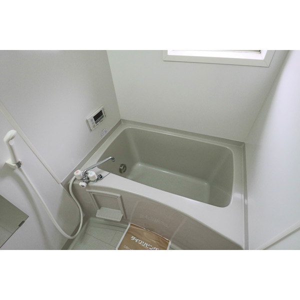 バス・シャワールーム　同じ建物の別のお部屋