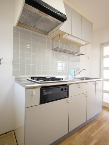 キッチン　※写真は別の部屋のものです。
