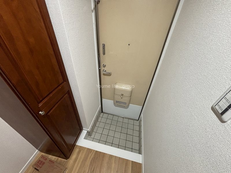 玄関　※別部屋写真参照