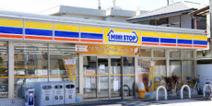 コンビニ　ミニストップ（コンビニ）まで428m