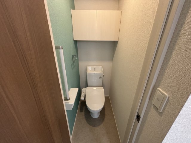 トイレ　※室内画像は別号室のもの