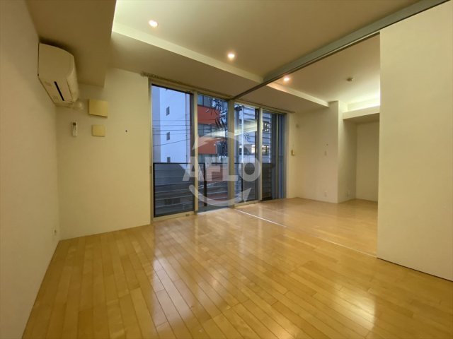 居室・リビング　アーバネックス淀屋橋　リビング