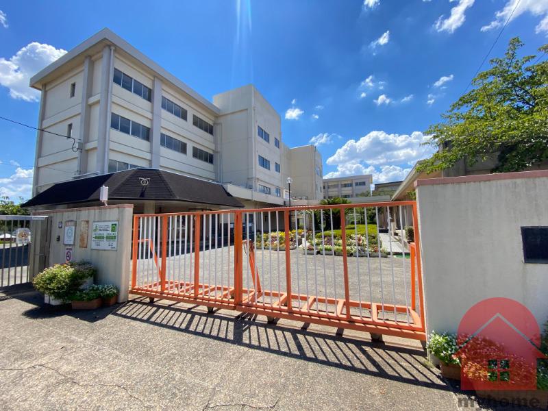 小学校　池田市立石橋南小学校（小学校）まで518m