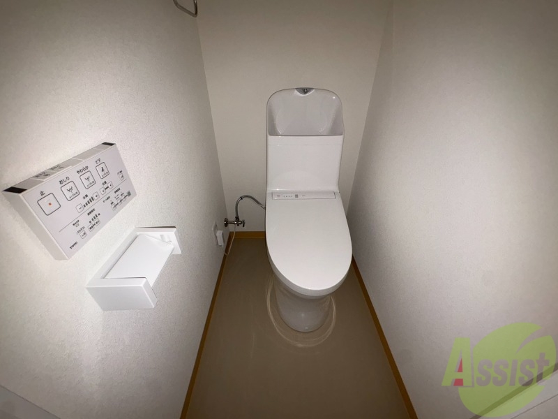 トイレ　トイレです。ウォシュレット付を探している方、おすすめです。