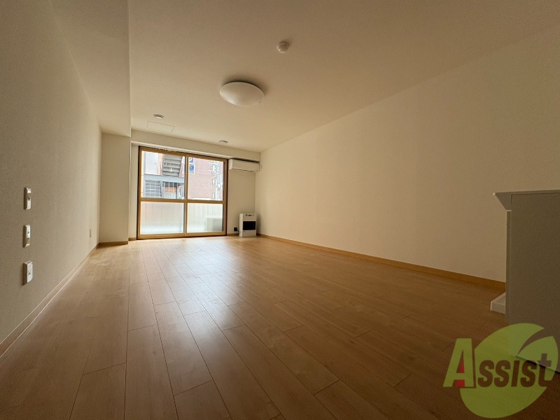 居室・リビング　広くてキレイなお部屋が広がっていて、充実した生活が送れそう。