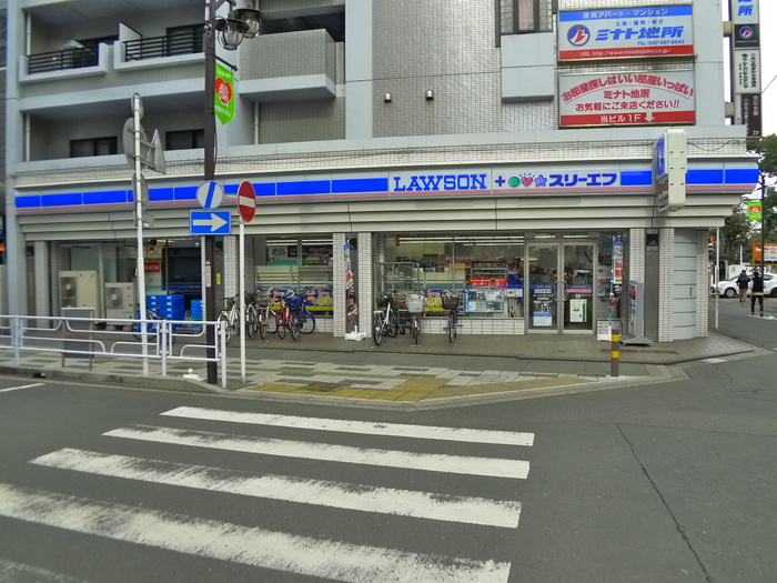 コンビニ　ローソンスリーエフ（コンビニ）まで166m