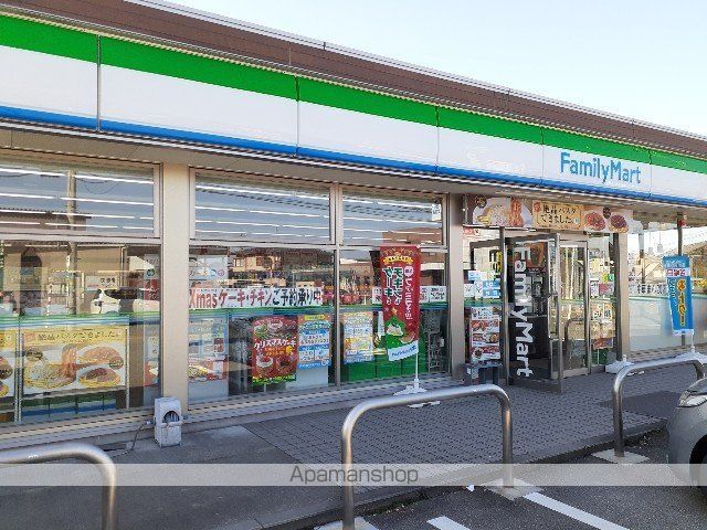 コンビニ　ファミリーマート富山本郷店（コンビニ）まで400m