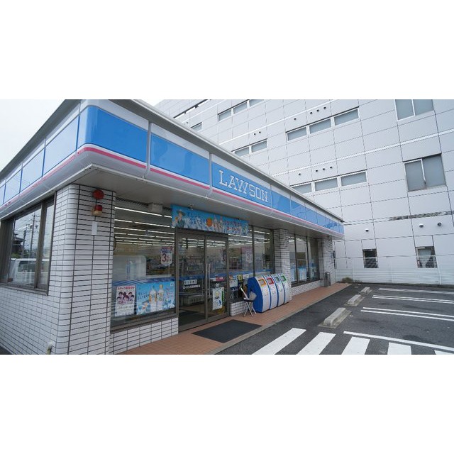 コンビニ　ローソン四日市堀木店（コンビニ）まで416m