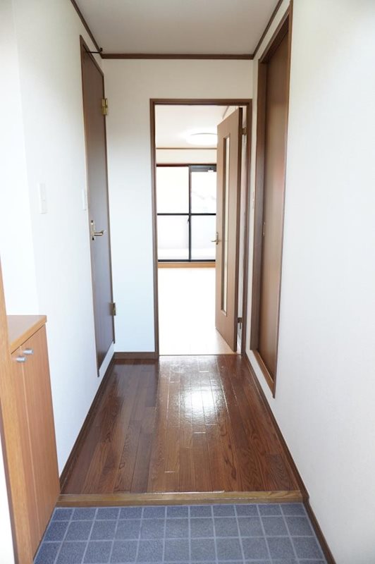 玄関　写真は別部屋です☆