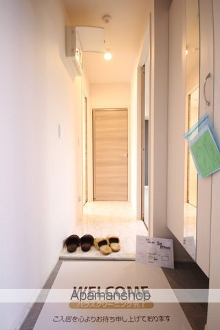 ＪＲ日豊本線 都城駅 バス乗車時間：15分 最寄りバス停で下車 徒歩5分 2階建 築9年の玄関写真