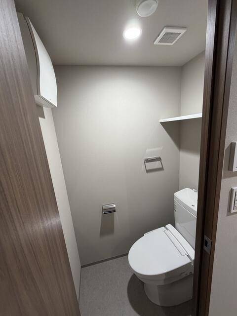 バルコニー　浴室乾燥機完備