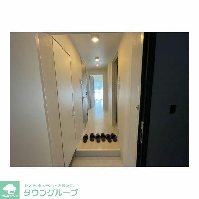 シャロン大宮の玄関写真