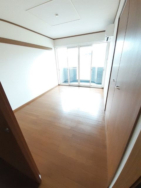 ロジュエクセレの居間写真
