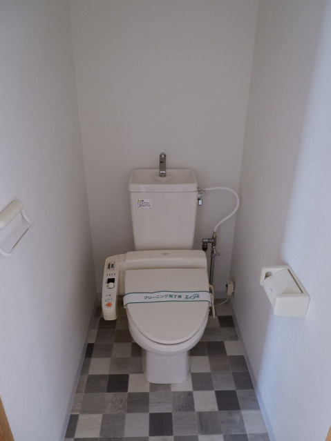 都営浅草線 馬込駅 徒歩5分 3階建 築26年のトイレ写真