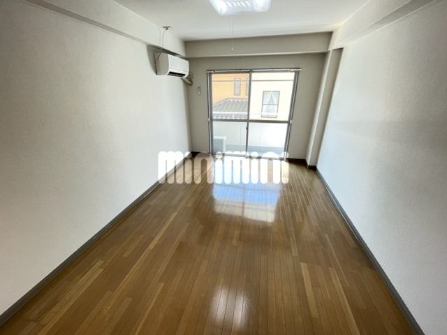 荒川マンションの内装写真