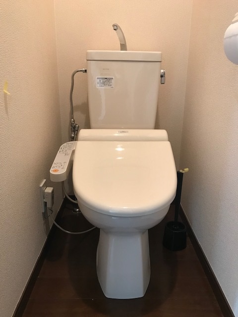 ＪＲ山手線 高田馬場駅 徒歩5分 2階建 築16年のトイレ写真