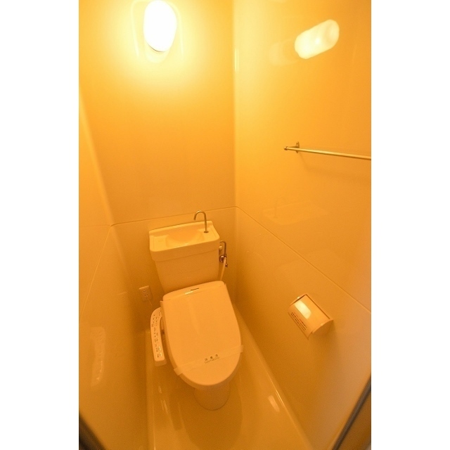 コスモハウスのトイレ写真
