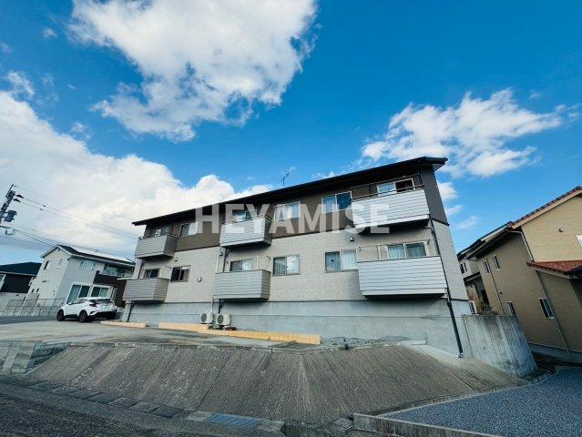 建物外観　※同物件反転タイプの写真でございます※現況を優先します※