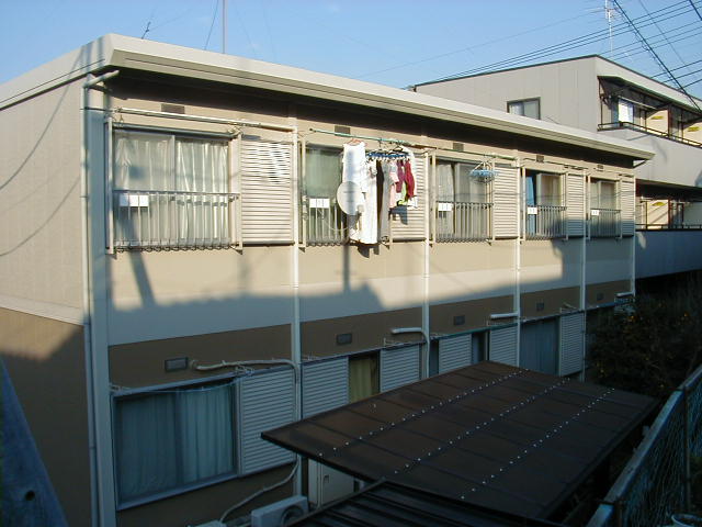 建物外観　南向き陽当たり良コンビニ歩2分