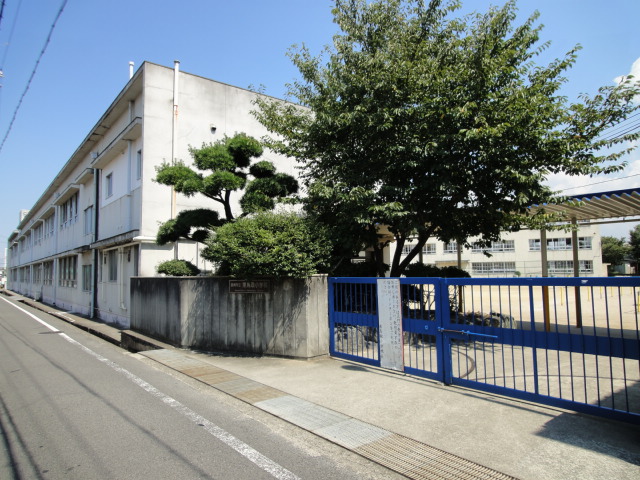 【ツインコーポ阪南の小学校】