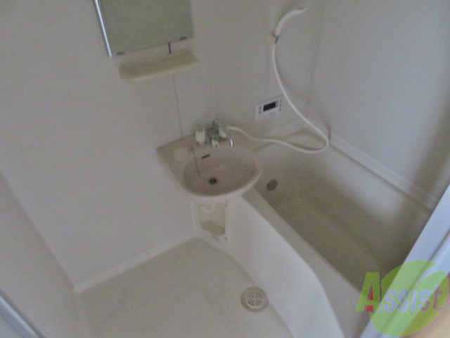 バス・シャワールーム　疲れた時はゆっくり湯船につかってみてはいかがでしょうか。