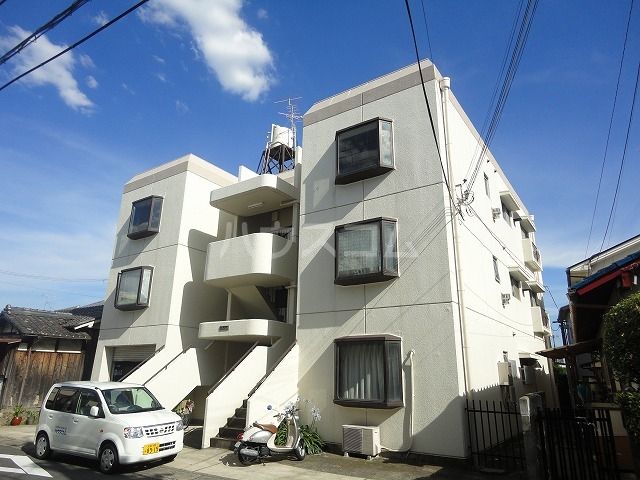 京都市西京区牛ケ瀬弥生町のマンションの建物外観