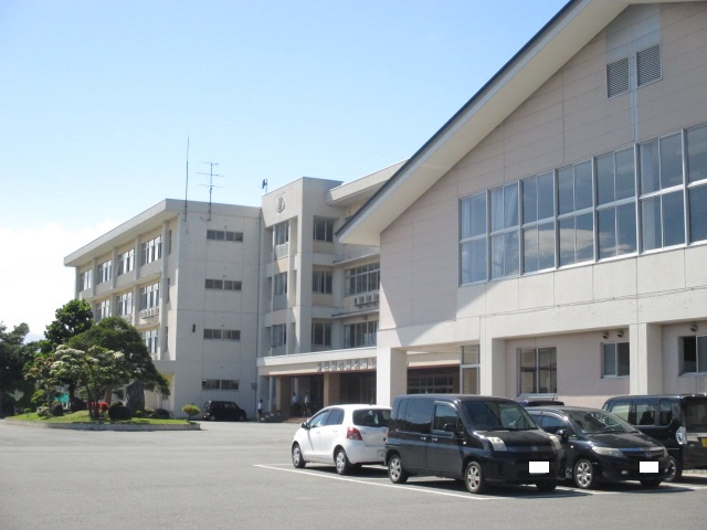 中学校　天童市立第四中学校（中学校）まで636m
