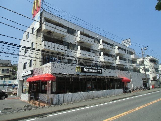 横須賀市武のマンションの建物外観